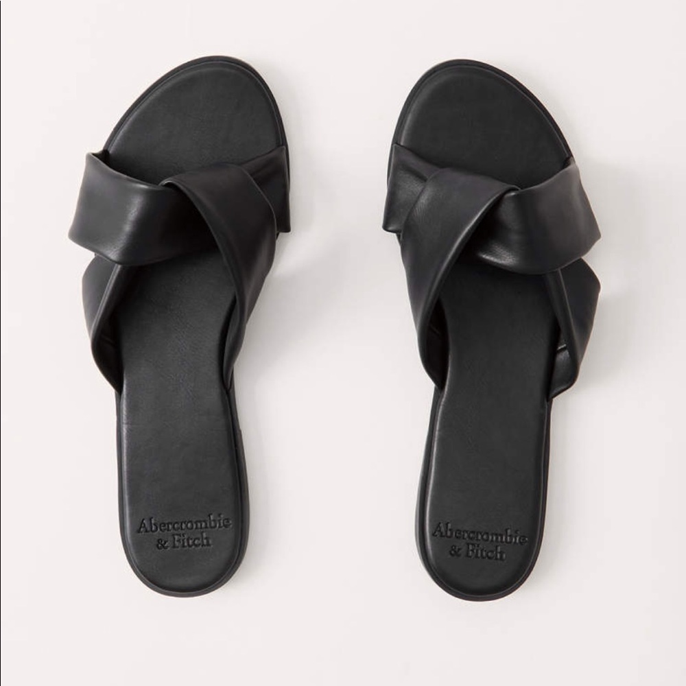 COPY - COPY - Abercrombie twist strap slides size 7/8